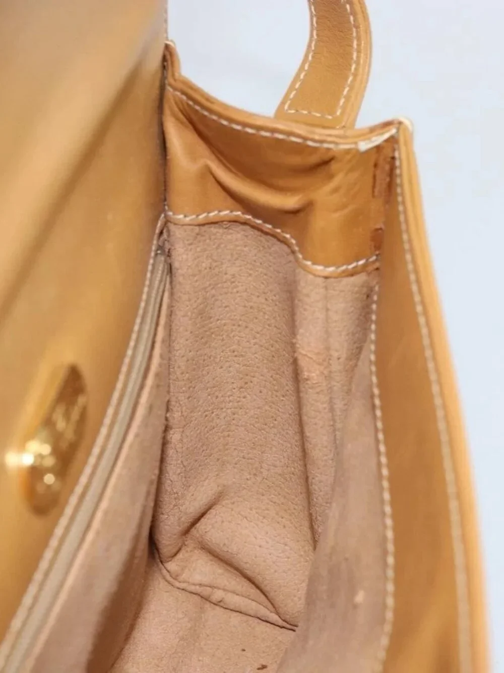 GUCCI Micro GG Supreme Shoulder Bag PVC Beige Gold Auth AMZ079